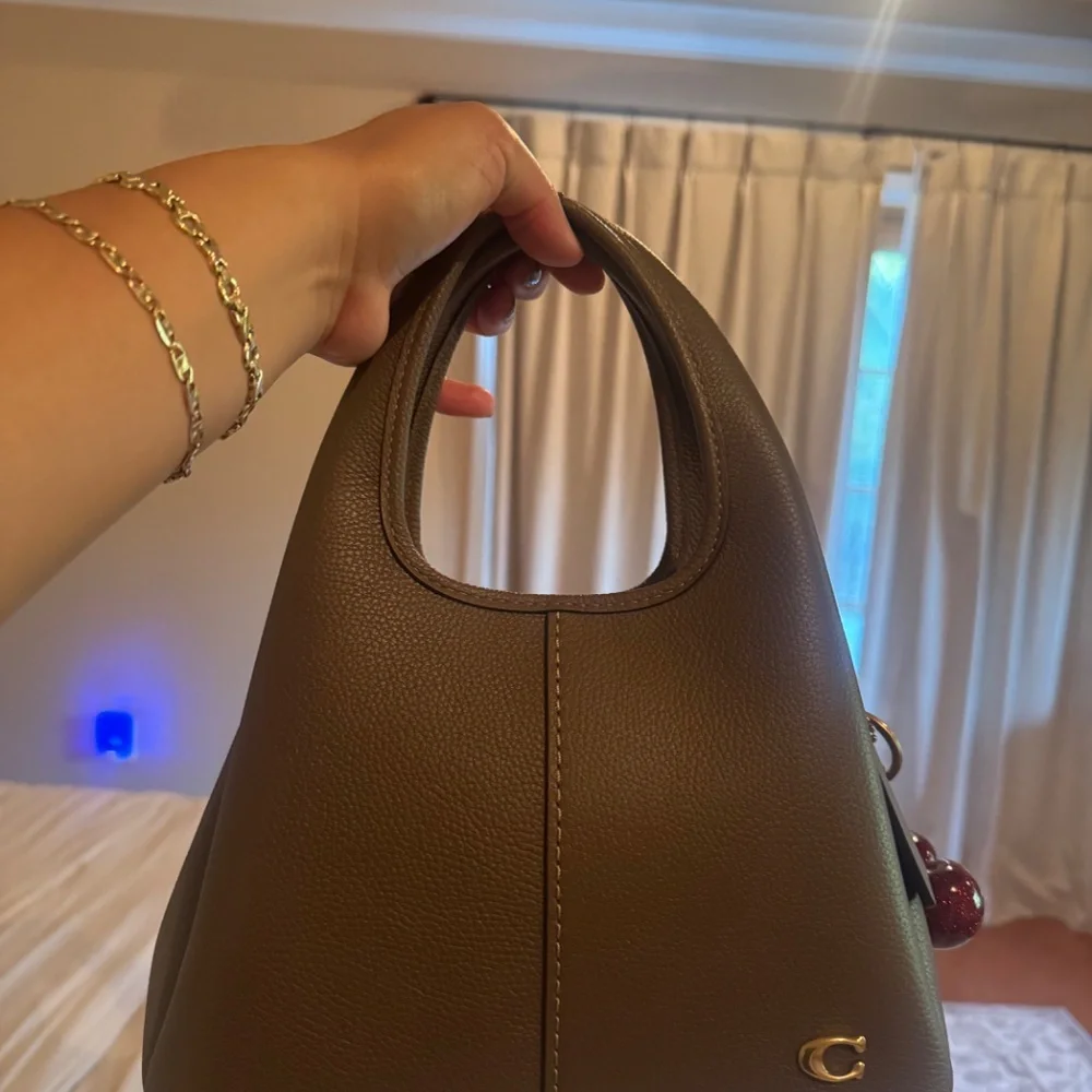Coach Lana shoulder bag - Picture 2 of 9